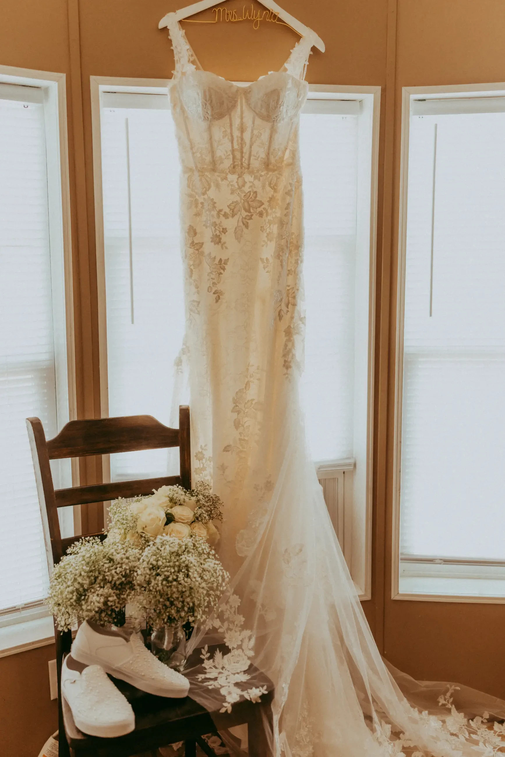 wedding dress
