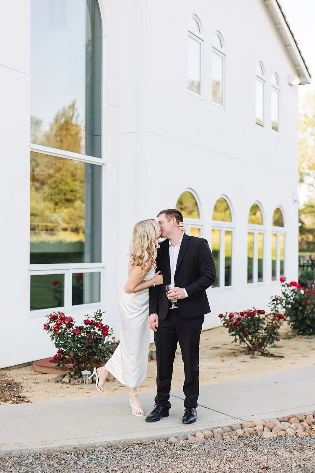 How To Create A Wedding Weekend Your Guests Will Never Forget. Desktop Image