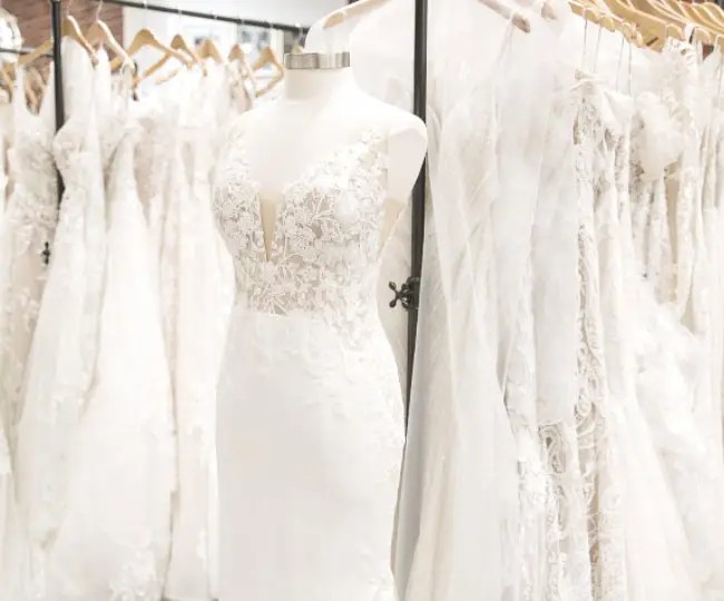 Cyber Monday Bridal Blowout: Dream Dresses, Incredible Deals!