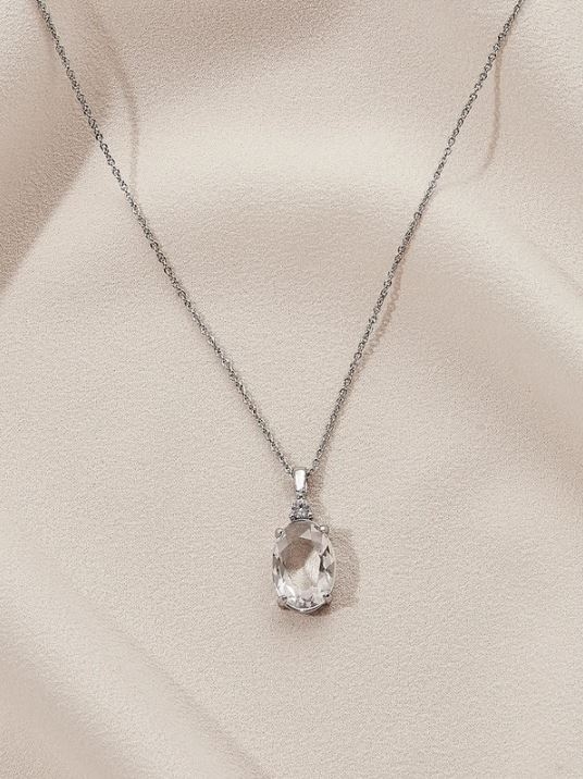 Olive &amp; Piper #Taylor Pendant Image