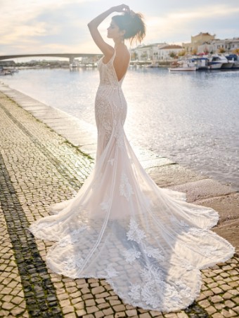 Sottero and Midgley Franklynn 23SS692 #1 Ivory over Blush (gown with Ivory Illusion) thumbnail