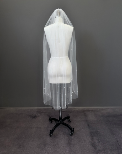 Sara Gabriel #Rosa Veil Image