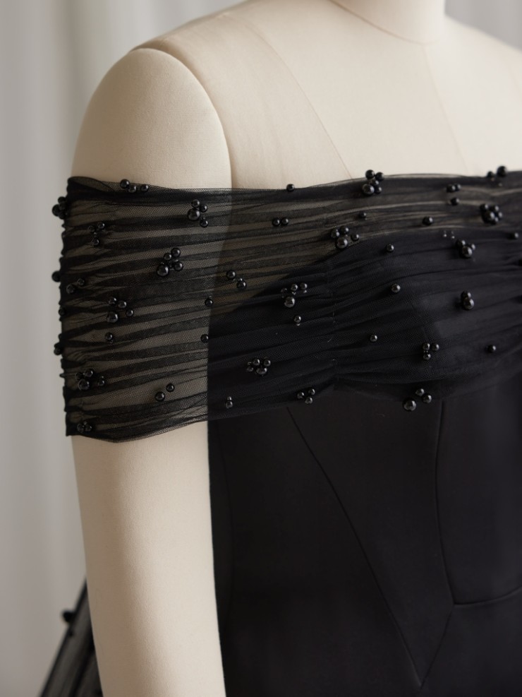 Maggie Sottero Taryn (Accessory- Shoulder Wrap- Pearl Tulle) - Maggie Sottero Taryn (Accessory- Shoulder Wrap- Pearl Tulle) - Maggie Sottero #1 All Ivory picture