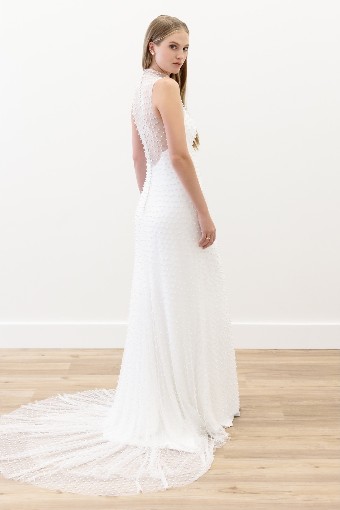 Willowby Sloane 50606 $1 Ivory thumbnail