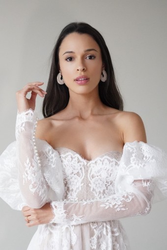 Willowby Jaislyn with Sleeves 51711s $3 Ivory-Bronze thumbnail