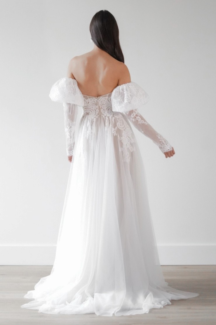 Willowby Jaislyn with Sleeves 51711s #1 Ivory-Bronze picture
