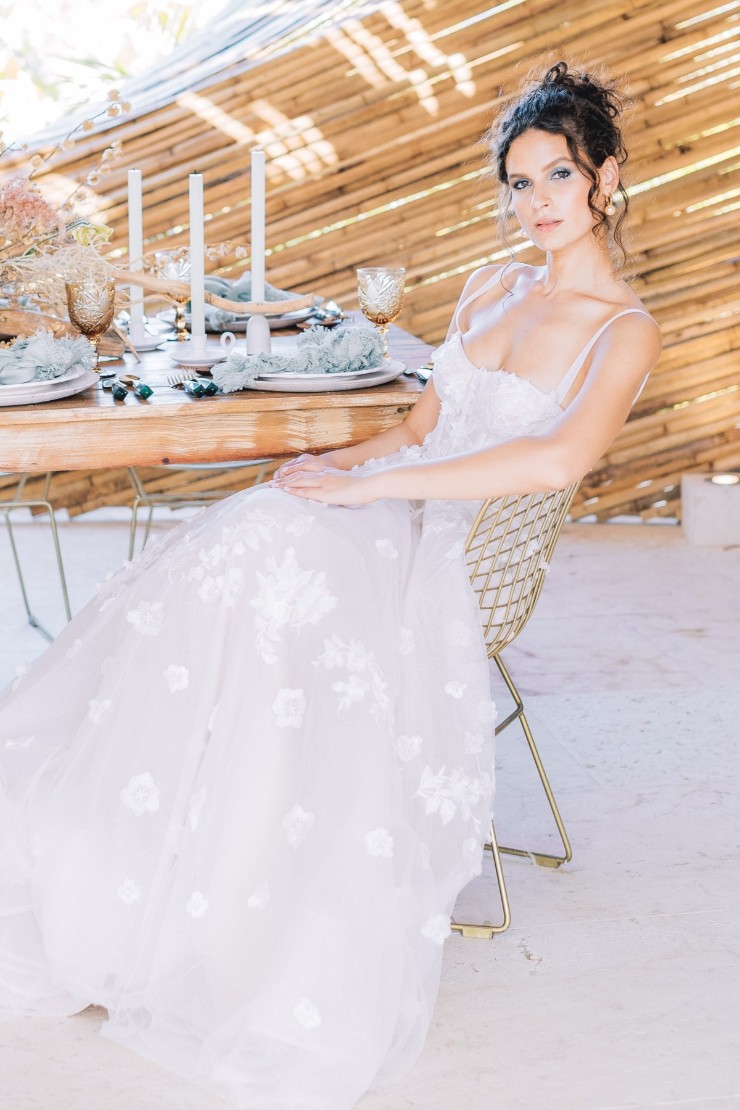 Willowby Abigail 59707 #6 default Ivory/Off White picture