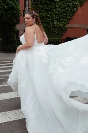 Jenny Yoo Abernathy 22190B #4 default Ivory thumbnail