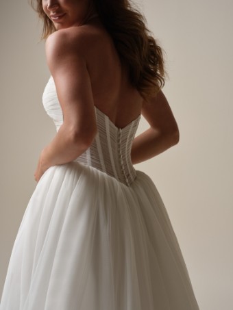 Maggie Sottero Evan 25MC317B01 #5 Ivory (gown with Natural Illusion) thumbnail