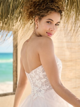 Rebecca Ingram Kiandra 23RS721A01 #5 default Ivory Over Blush thumbnail