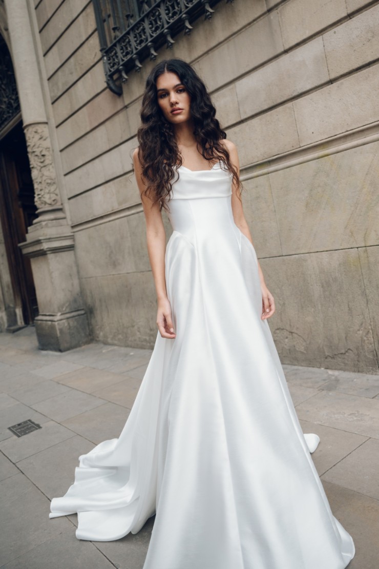 Jenny by Jenny Yoo Romina Image