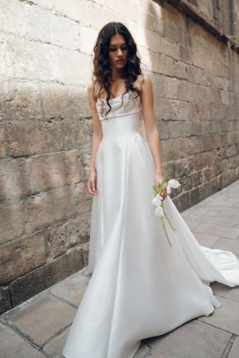 Jenny by Jenny Yoo 22422B $2 Light Ivory thumbnail