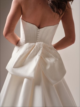 Maggie Sottero Melissa 25MS890A01 $8 All Ivory thumbnail