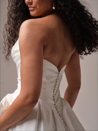 Maggie Sottero Antoinette 25MS910A01 $9 All Ivory thumbnail