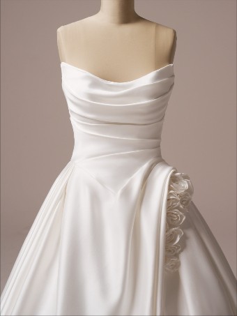 Maggie Sottero Antoinette 25MS910A01 $10 All Ivory thumbnail