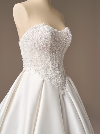 Maggie Sottero London 26MS402A01 $9 Ivory (gown with Natural Illusion) thumbnail