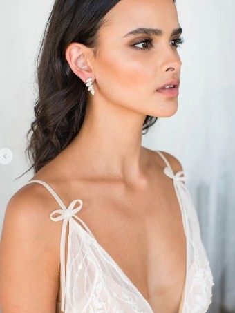 Brides & Hairpins Zion Earrings $1 Gold thumbnail