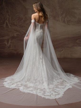 Maggie Sottero Collette - F6MB076A01- Maggie Sottero Collette - F6MB076A01- Maggie Sottero $10 All Ivory (gown with Ivory Illusion) thumbnail