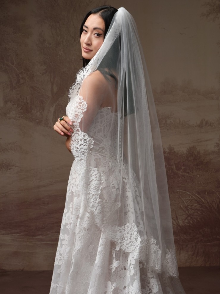 Maggie Sottero Minuet (Blusher Length) - Soft Lace Edge Veil - Maggie Sottero Minuet (Blusher Length) - Soft Lace Edge Veil - Maggie Sottero #2 default Ivory picture