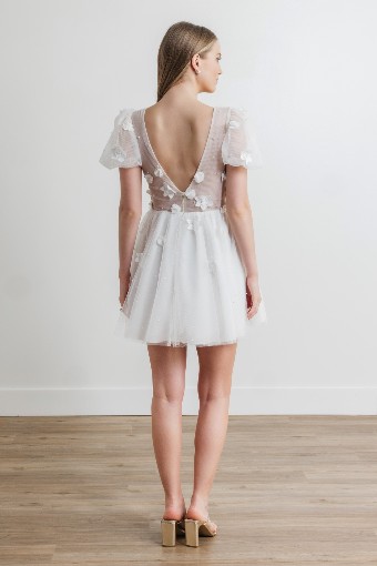 By Watters Tulip $6 Ivory/Off White thumbnail