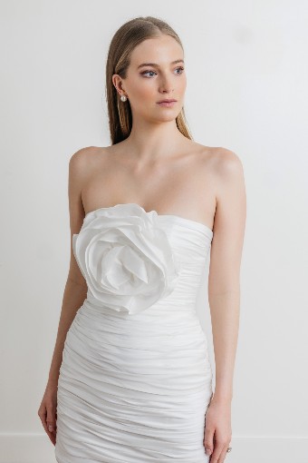 By Watters Rose $7 Ivory thumbnail