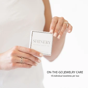 Shinery Radiance Towelettes Luxury Jewelry Wipes - Shinery $3 thumbnail
