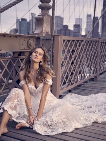 Maggie Sottero Leandra #10 Ivory/Soft Nude thumbnail